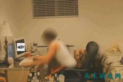 拳打三角洲，脚踩瓦学弟，《CS2》怎么就越骂越火了？