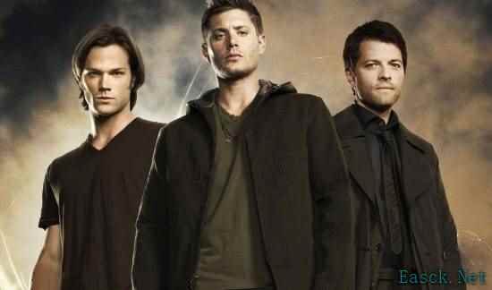 《邪恶力量》主演《黑袍》第五季再同框:三人剧情杀