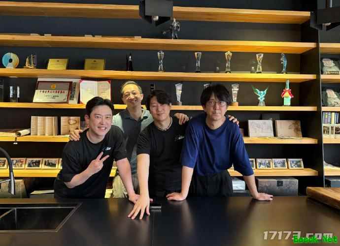 《剑星》与《黑神话》要联动了？金亨泰与冯骥、杨奇合影