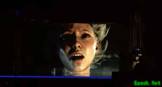 来看看《生化9》公布时现场观众的反应:发售日给力