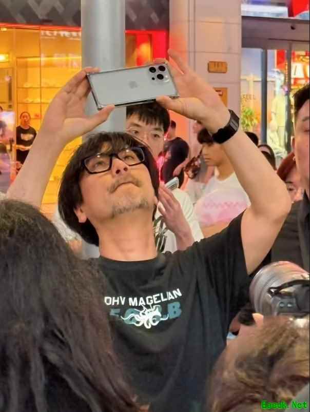 小岛秀夫现身上海为死亡搁浅2筹备BW2025特别舞台环节