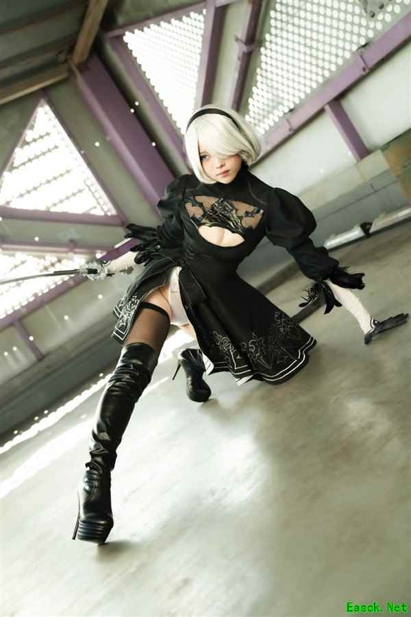 尼尔：机械纪元2B夏日清凉Cosplay欣赏