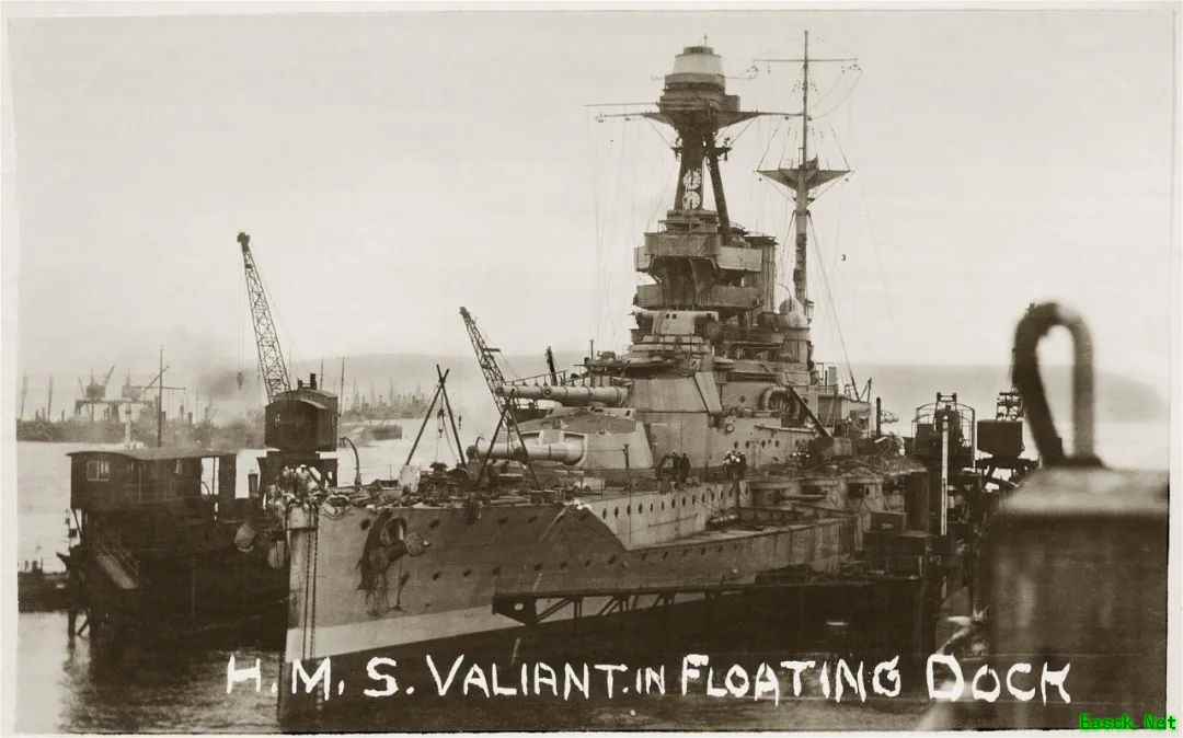 《战舰世界》日本那个战列舰炮塔，扑腾一下自己炸上天了！