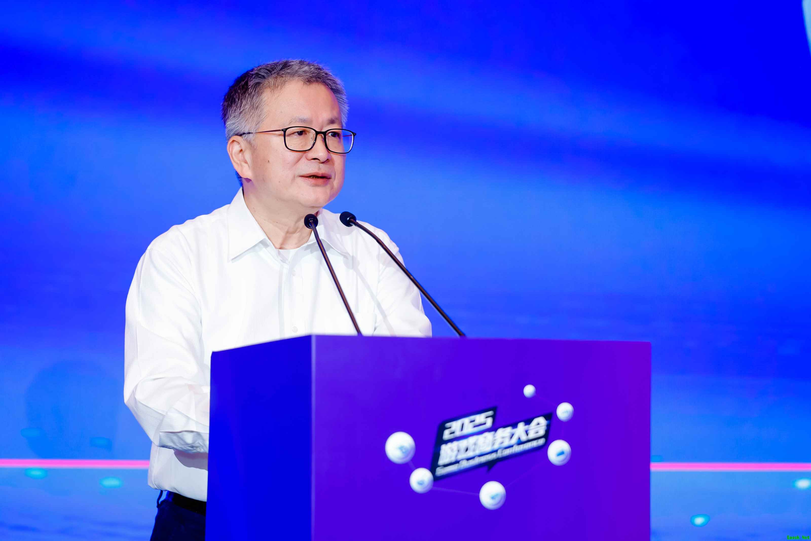 中国音数协常务副理事长兼秘书长敖然在2025年度游戏商务大会上的致辞