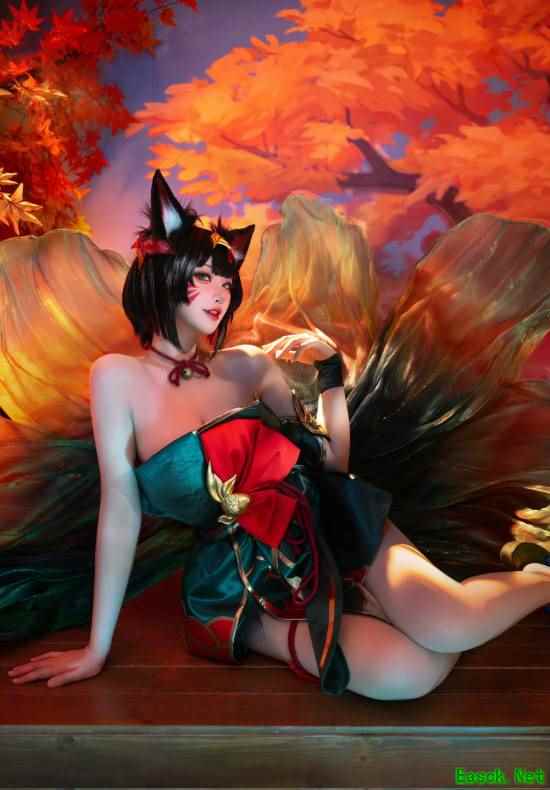 韩国Coser Yasal高还原COS英雄联盟阿狸引爆网络期待