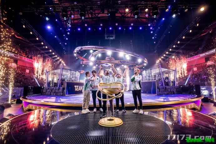 XG辛苦了！《DOTA2》Ti14总决赛Falcons夺冠