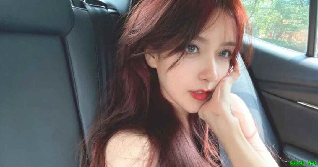 LPL解说Rita自称30多年没谈过恋爱，结婚不要彩礼！姿态有一个坏习惯不会和他在一起