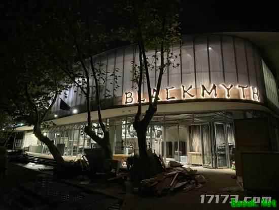 《黑神话》主美杨奇晒线下店：不止雕像，还有主题饮品与甜品惊喜