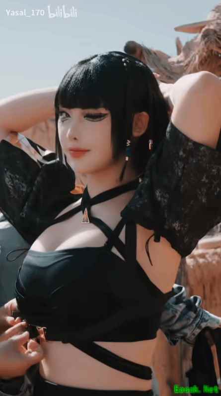 韩国Coser@Yasal银川拍沉浸式短片引热议