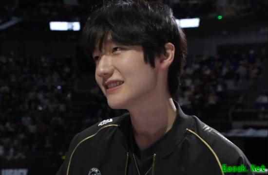 《英雄联盟》官方告别"小花生"：至此ROX Tigers全员告别赛场