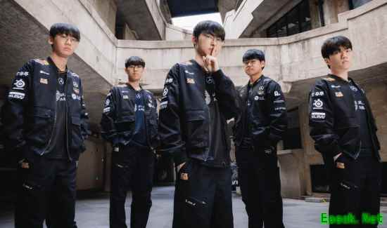 S赛BO5对LPL不败的秘诀是什么？Faker在采访中回应：T1每个选手都在尽自己的全力吧