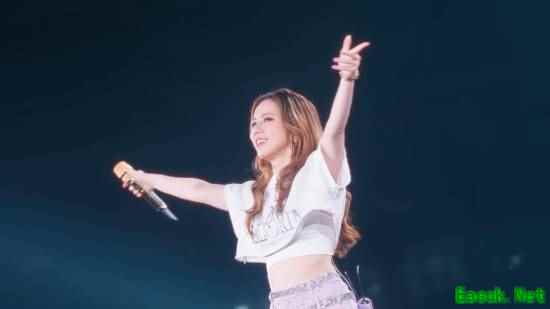 S15决赛舞台唯一国人 邓紫棋开幕式献唱热血主题曲