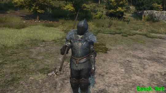 《颂钟长鸣》大型更新概览：新武器、装备与战斗系统