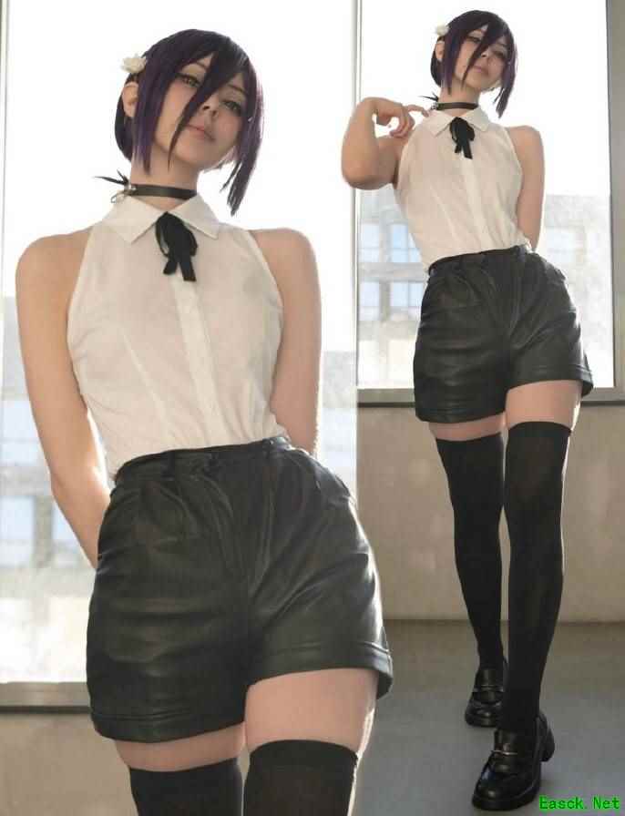 蕾塞篇热度引爆Cos风潮，俄创作者vinnegal发布内衣风惊艳演绎