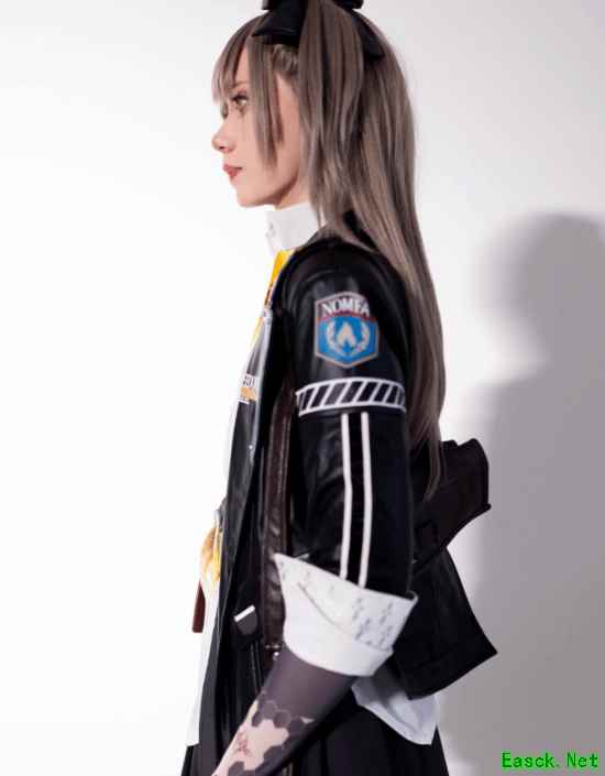 日本推主还原少女前线2莱娅COS，细节满分惊艳亮相