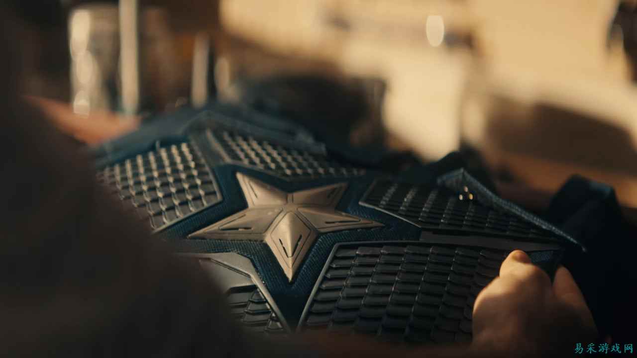 “准备好迎接‘沙丘末日’”——《尚气》主演刘思慕对《沙丘3》与《复仇者联盟：毁灭日》同日上映表示极其期待