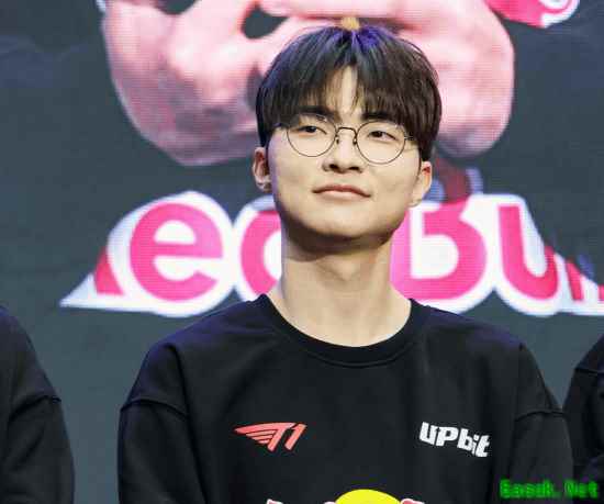 Faker举报TT战队选手消极比赛引发职业操守热议