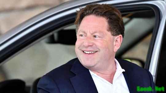 考迪克反击股东诉讼：你们应该庆幸暴雪卖给了微软