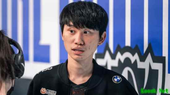 英雄联盟不香了？Doinb又跨界去“吃鸡”引热议