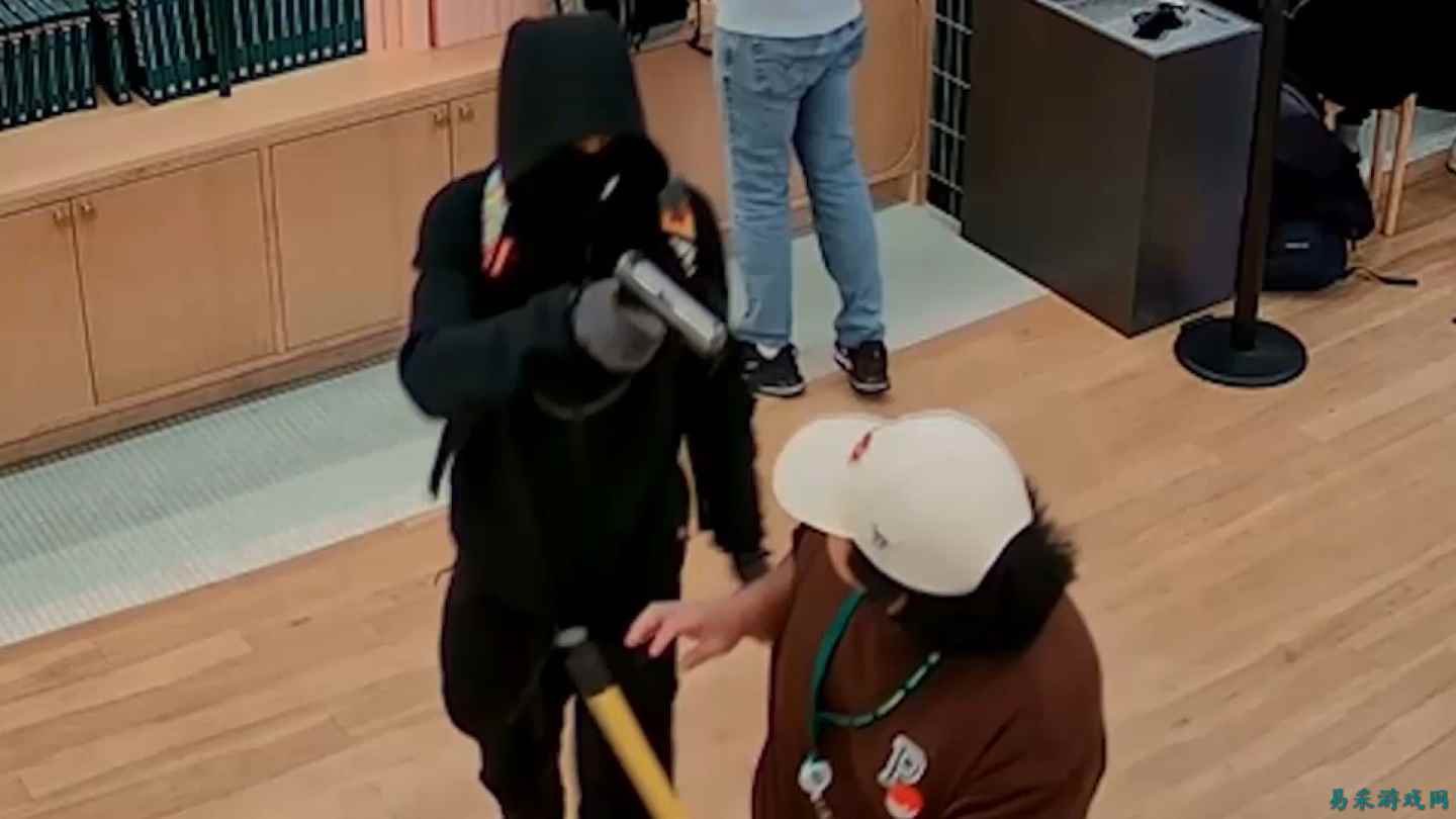 震惊！纽约宝可梦卡牌店遭持枪抢劫，损失超72万元！