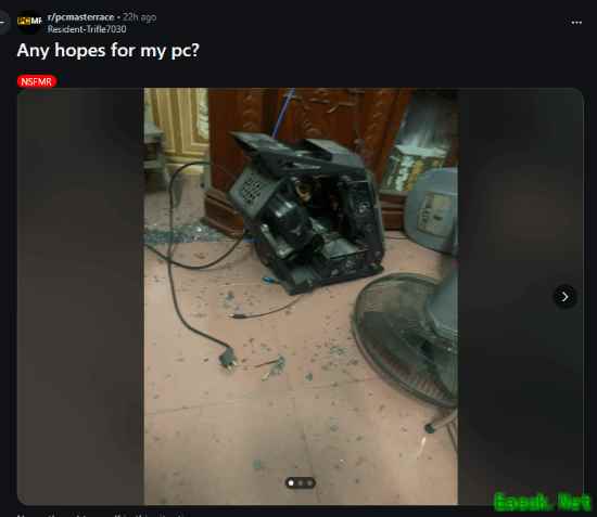 父亲醉酒施暴 儿子出手护母：电脑被砸毁引热议