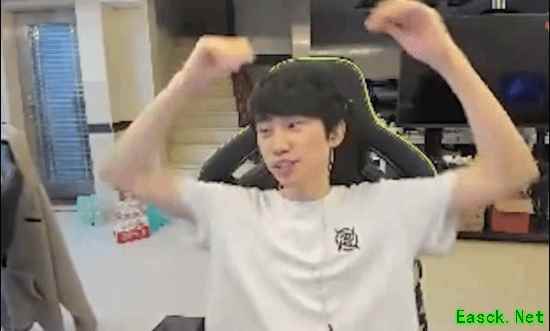 Doinb转战Dota2致LOL手游商单终止，引发跨游戏直播合理性热议