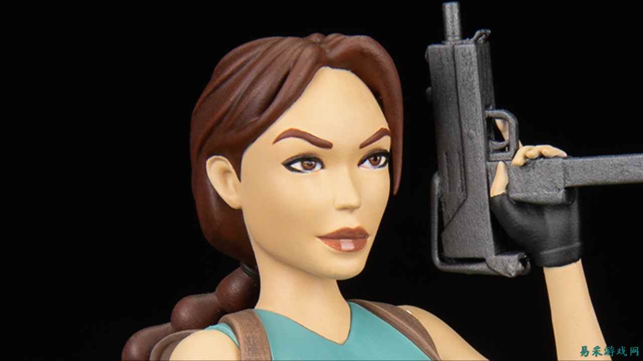 劳拉·克劳馥飒爽登场：新款《古墓丽影》摩托车雕像发布