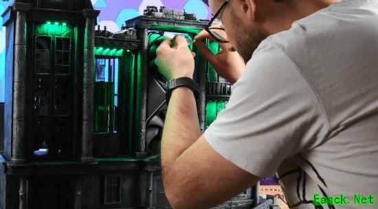 卡普空联动英伟达：浣熊市警局机箱阴森炫酷！