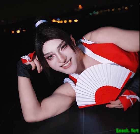 田一鸣抽象风演绎不知火舞引争议，神韵失真遭批视觉不适