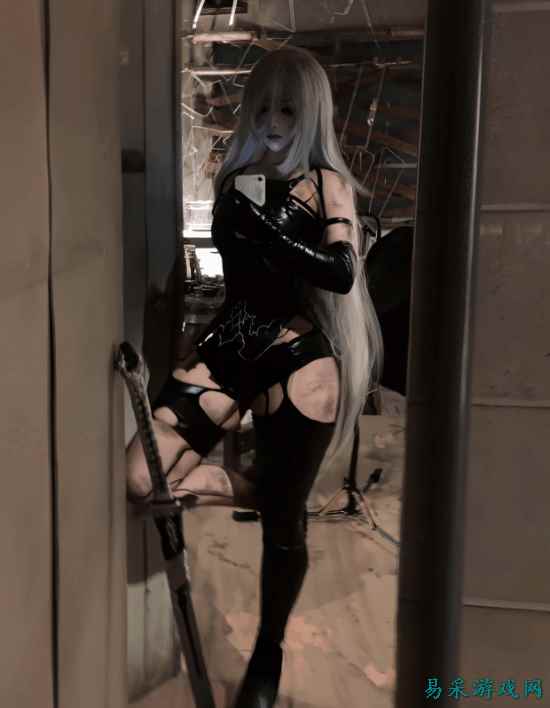 外网Coser的《尼尔》系列人物作品欣赏