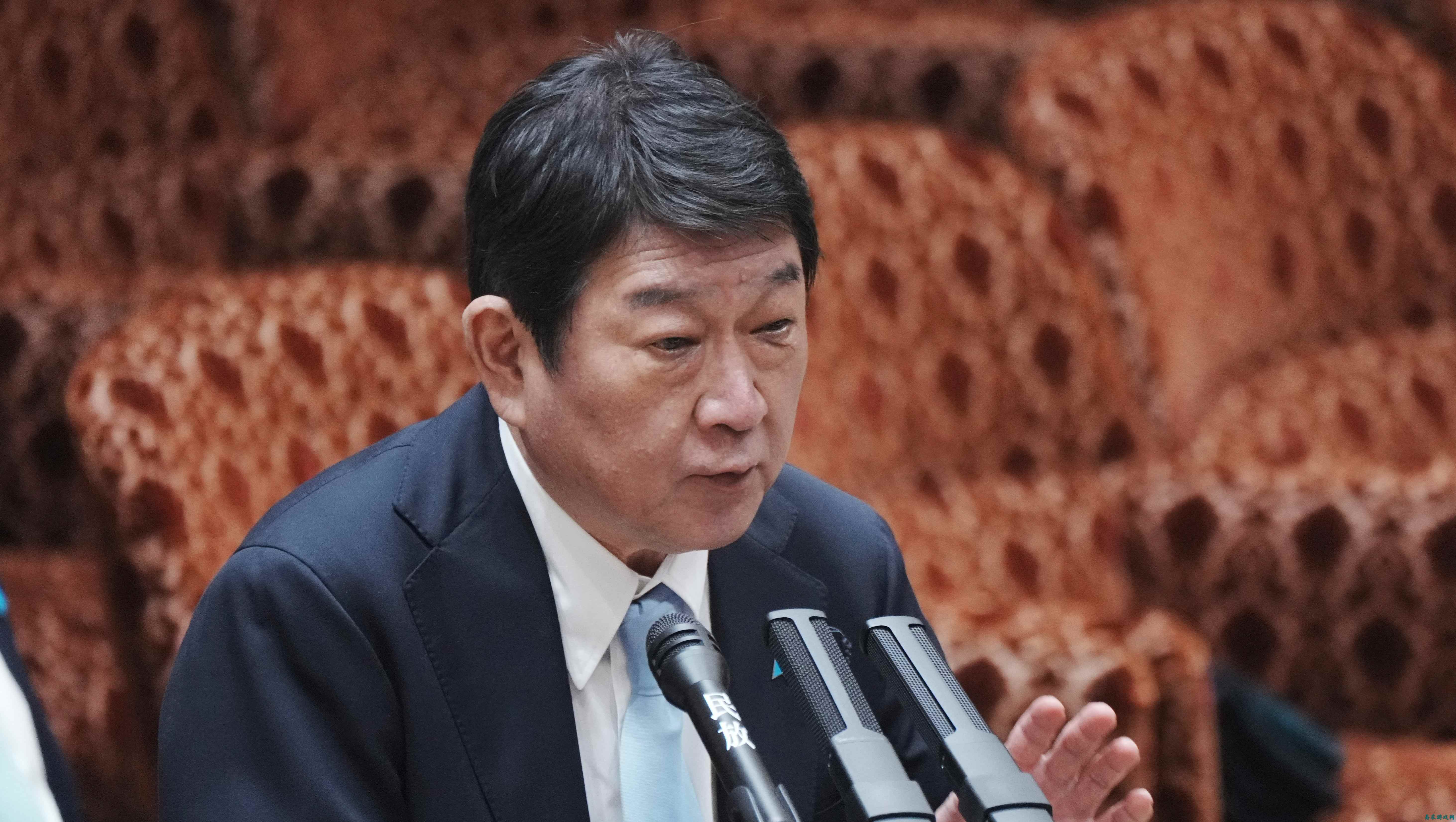 白宫推文引发批评