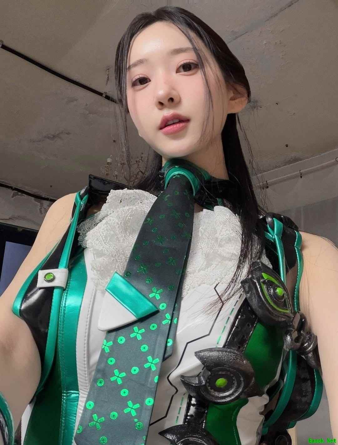韩国模特Zennyrt神还原剑星女主伊芙Cosplay