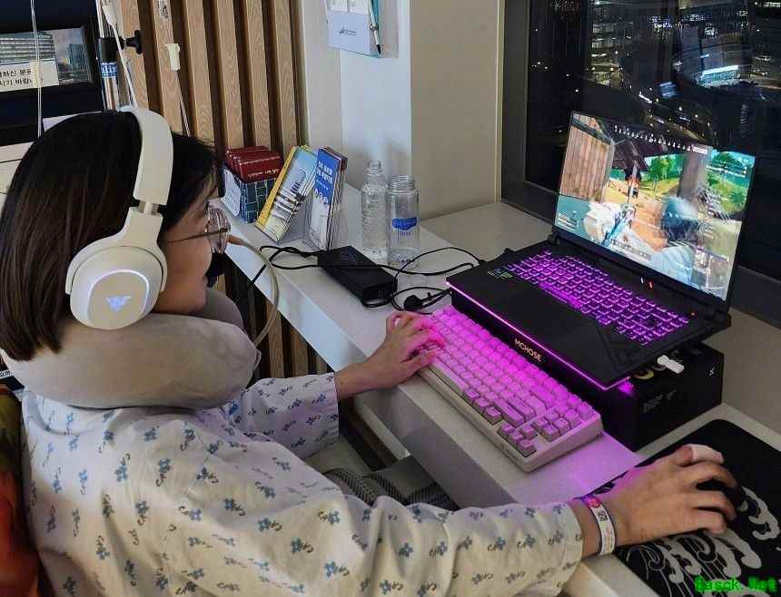 99名玩家温情护航,晚期胃癌女子圆梦吃鸡获生命最后温暖胜利