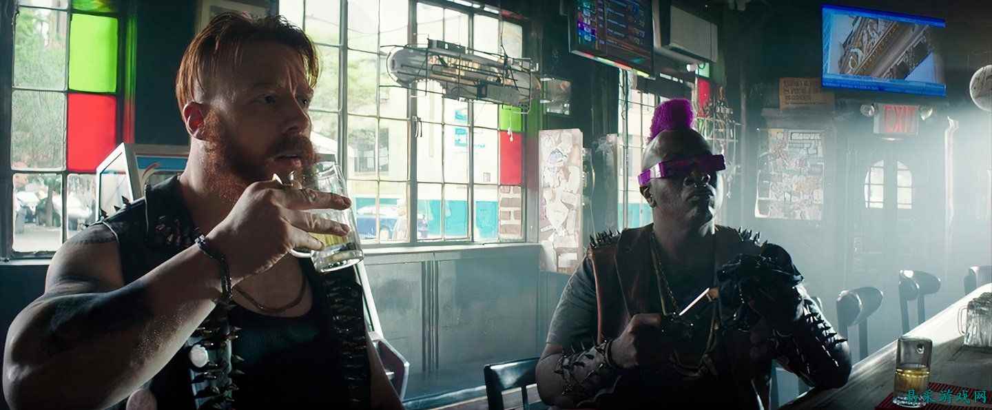 迈克尔·贝那部烂到没法看的 TMNT 电影，至少做对了一件事。