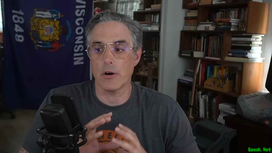 约书亚·索耶解析RPG防具系统设计:简约与复杂间的平衡之道