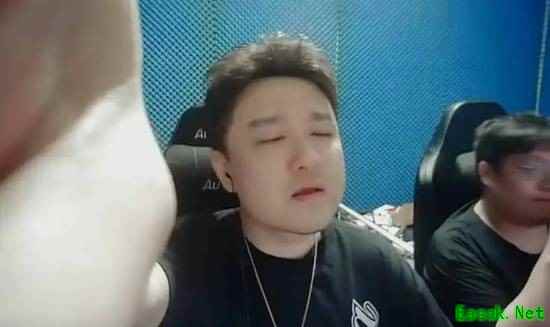 BLG季中赛2-3憾负HLE,孙亚龙复盘:失利主因在下路与BP,非Bin一人之责