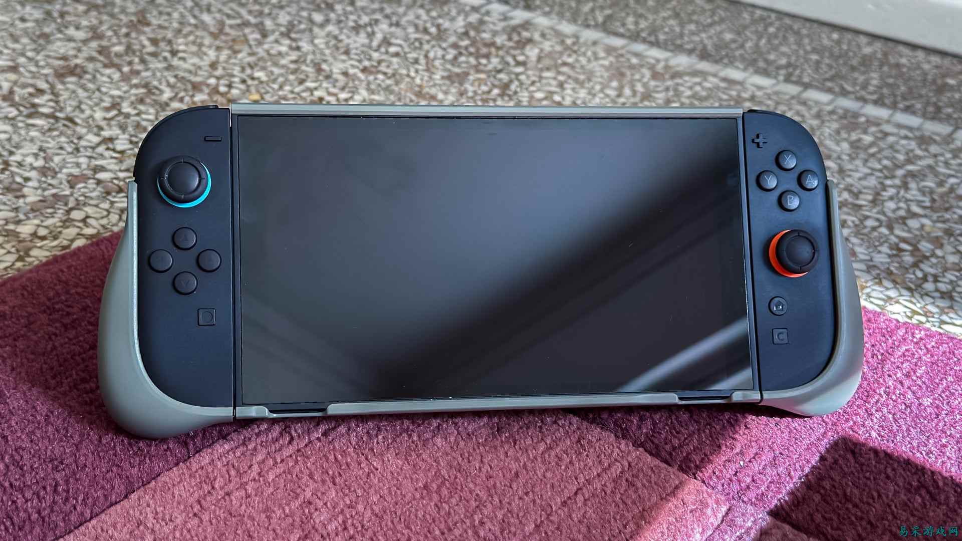 贝尔金 Nintendo Switch 2 充电握把评测