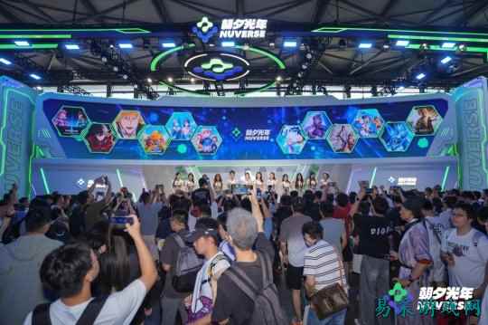 朝夕光年2026ChinaJoy参展首日：自研新品与人气精品悉数亮相