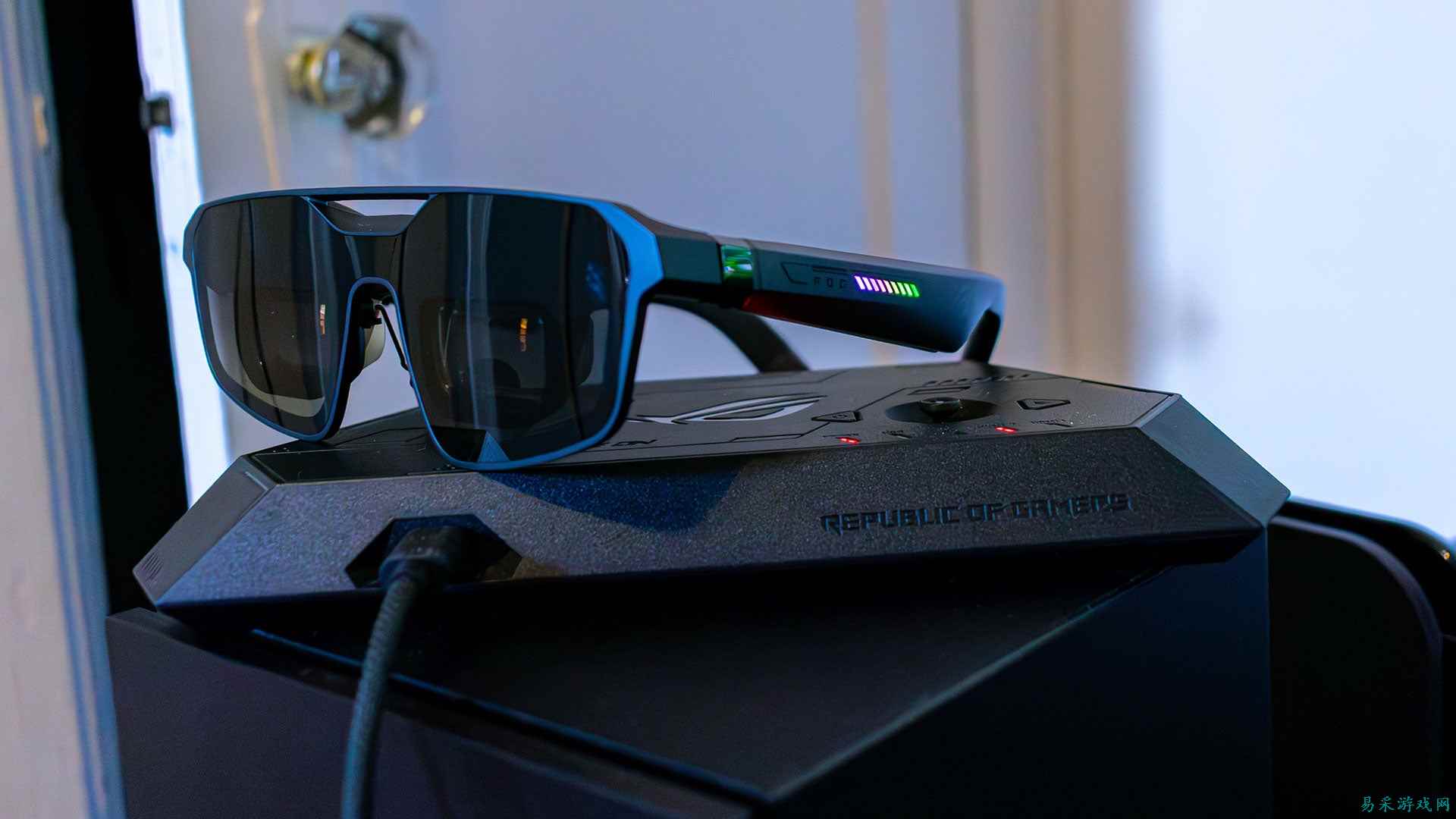 华硕ROG XReal R1 XR眼镜评测