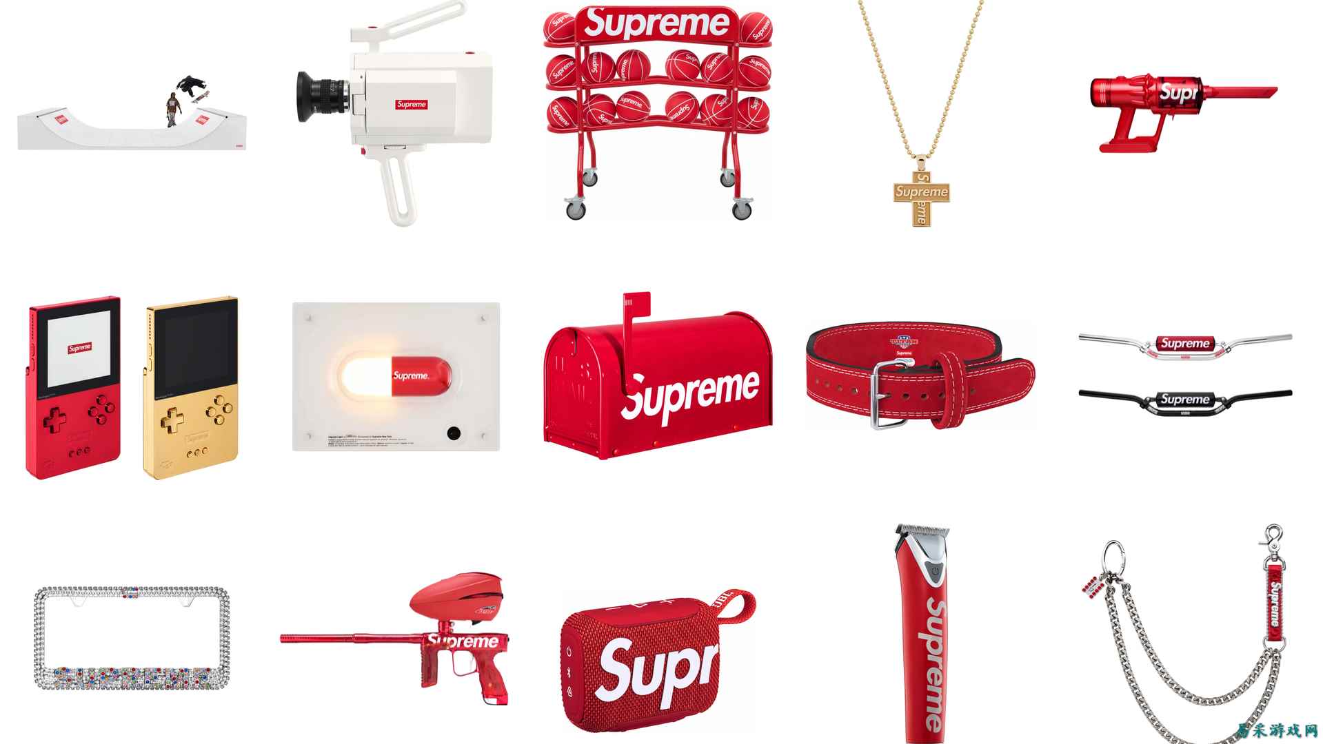 Supreme 2026 秋冬系列将推出 24K 金版 Analogue Pocket