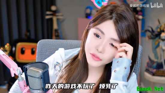 周淑怡直播遭突发封禁：恶校游戏隐藏彩蛋触发平台误判致心理应激